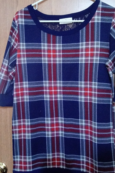 Shirts - Picture 3 of 7